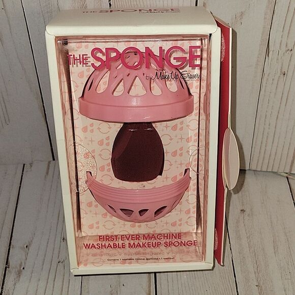 NWT Make Up Eraser The Washable Sponge - Picture 1 of 5